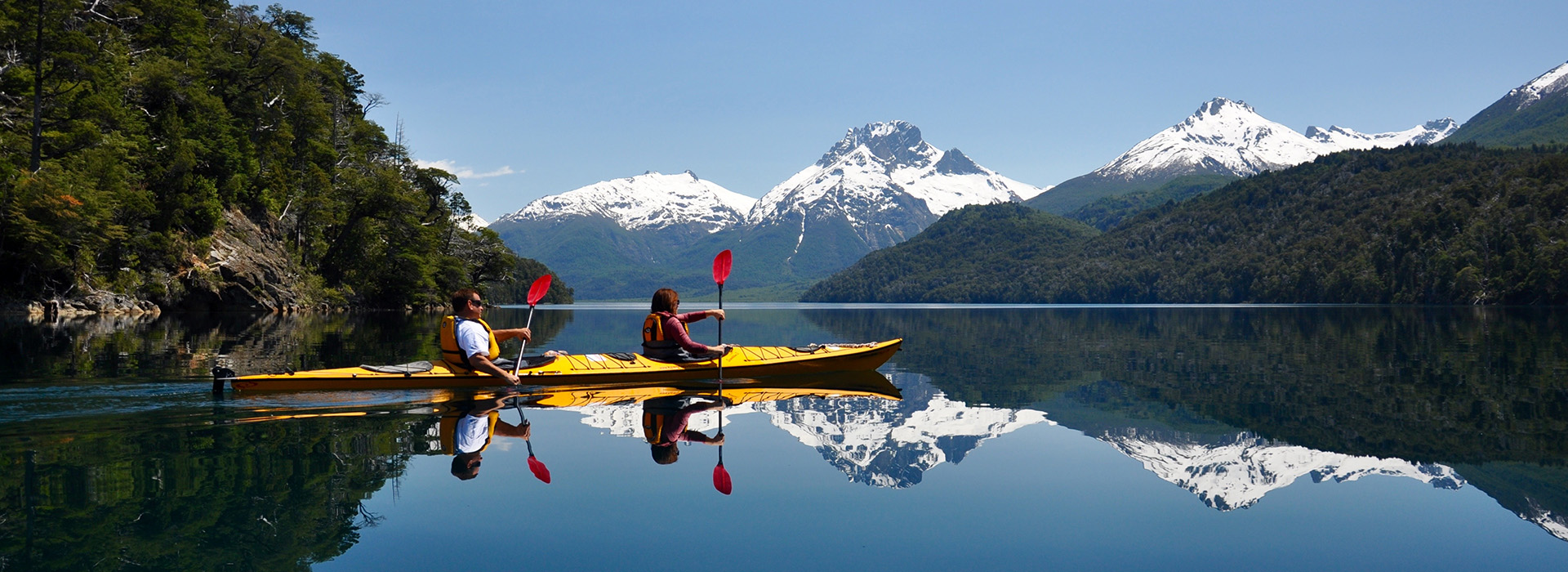 Kayaks en Lago Gutiérrez