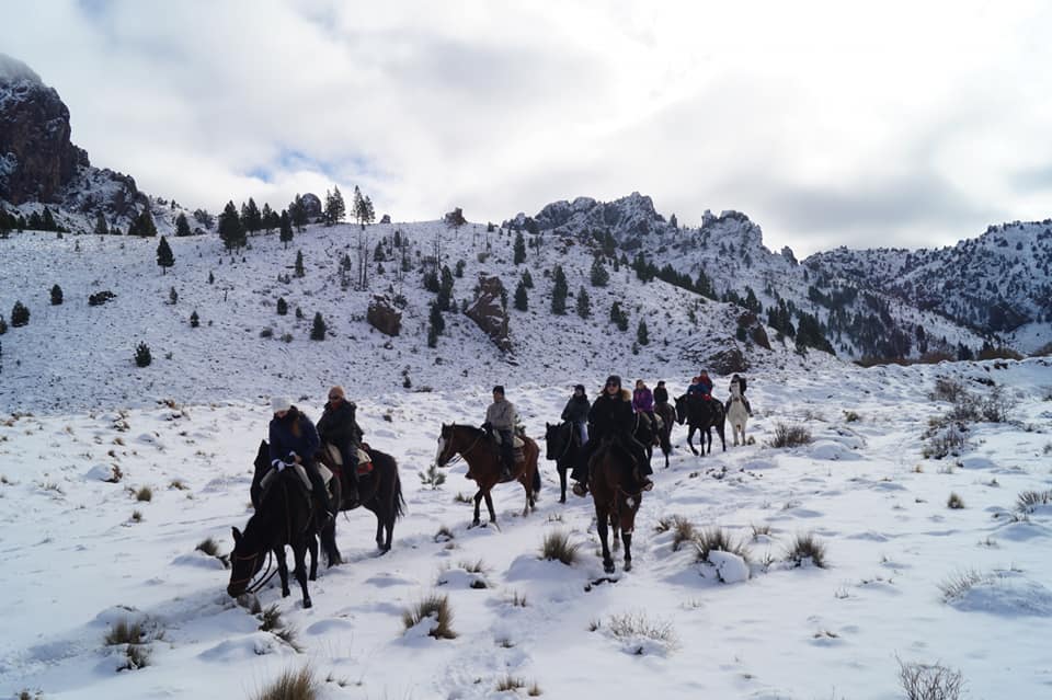 Promo Aventura — Cabalgata + Raquetas + Fondue